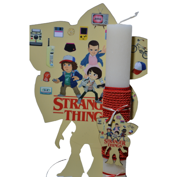 Χειροποίητη Αρωματική Λαμπάδα Με stranger things yellow σε ξύλινη Διακοσμητική Βάση  (2026155)