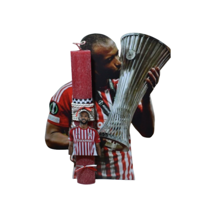 Χειροποίητη Αρωματική Λαμπάδα Με τον μαροκινό σκόρερ  σε ξύλινη Διακοσμητική Βάση (2026164)