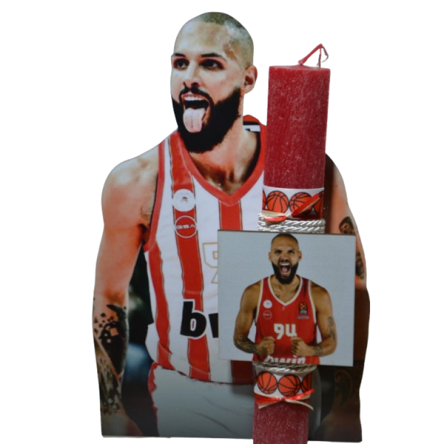 Χειροποίητη Αρωματική Λαμπάδα Με τον κόκκινο σκόρερ  σε ξύλινη Διακοσμητική Βάση (2026165)