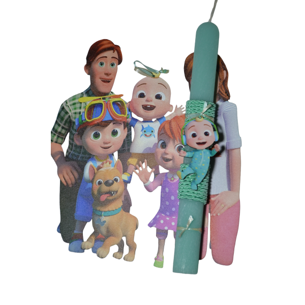 Χειροποίητη Αρωματική Λαμπάδα Με τον Baby Shark σε ξύλινη Διακοσμητική Βάση (2026247)