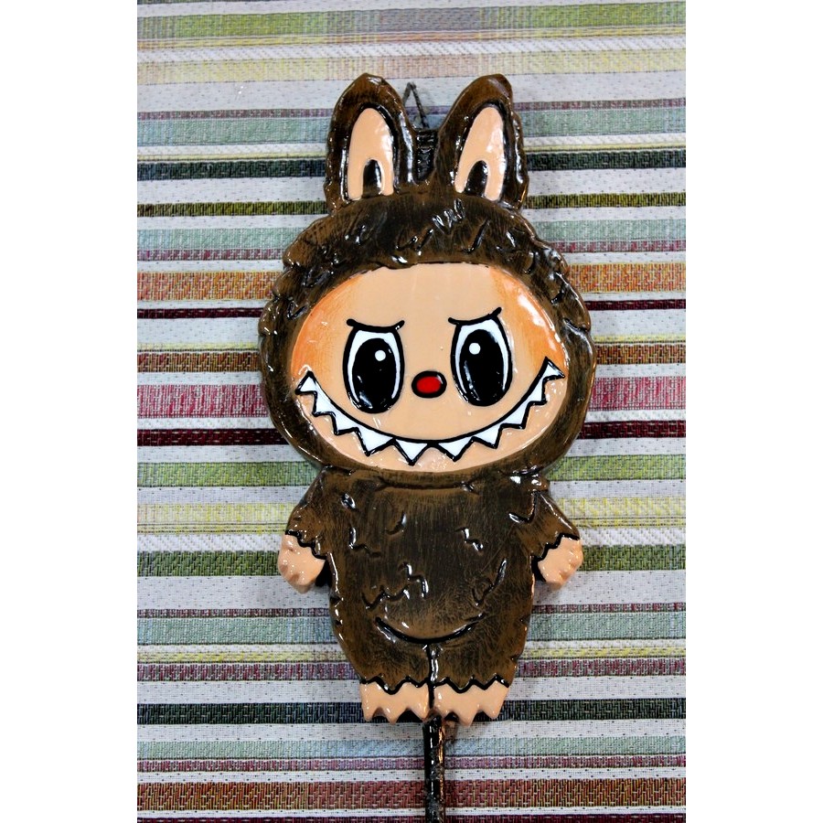 Πασχαλινή λαμπάδα Πλακέτα Γλυκό Τερατάκι Καφέ 20,5 x 10,2cm (001602)